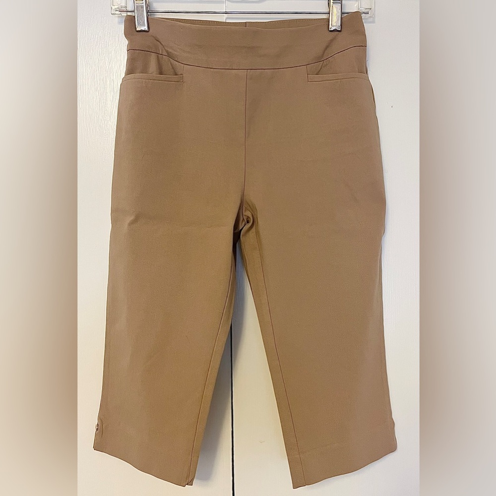 Chico's Women’s Tan Capris